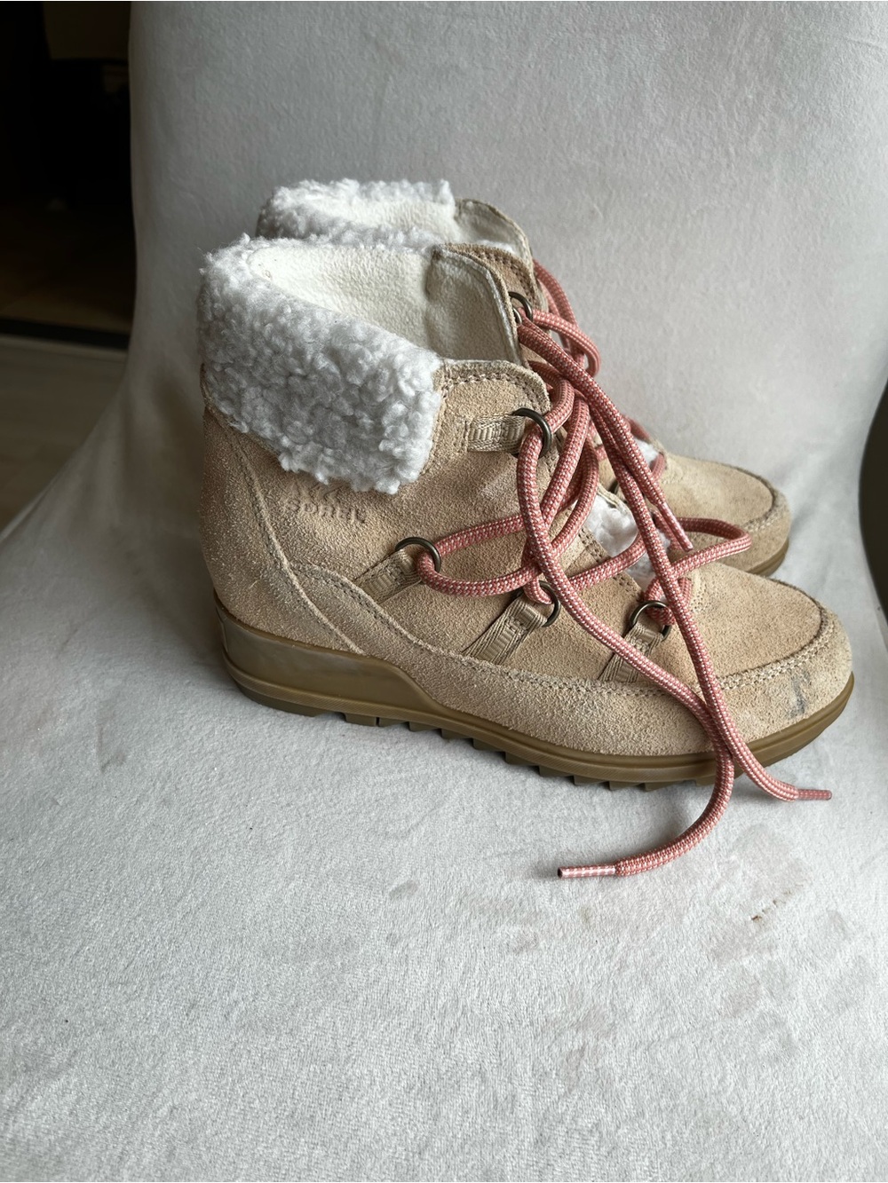 Sorel Beige Suede Winter Boots with Pink Laces and White Sherpa Collar